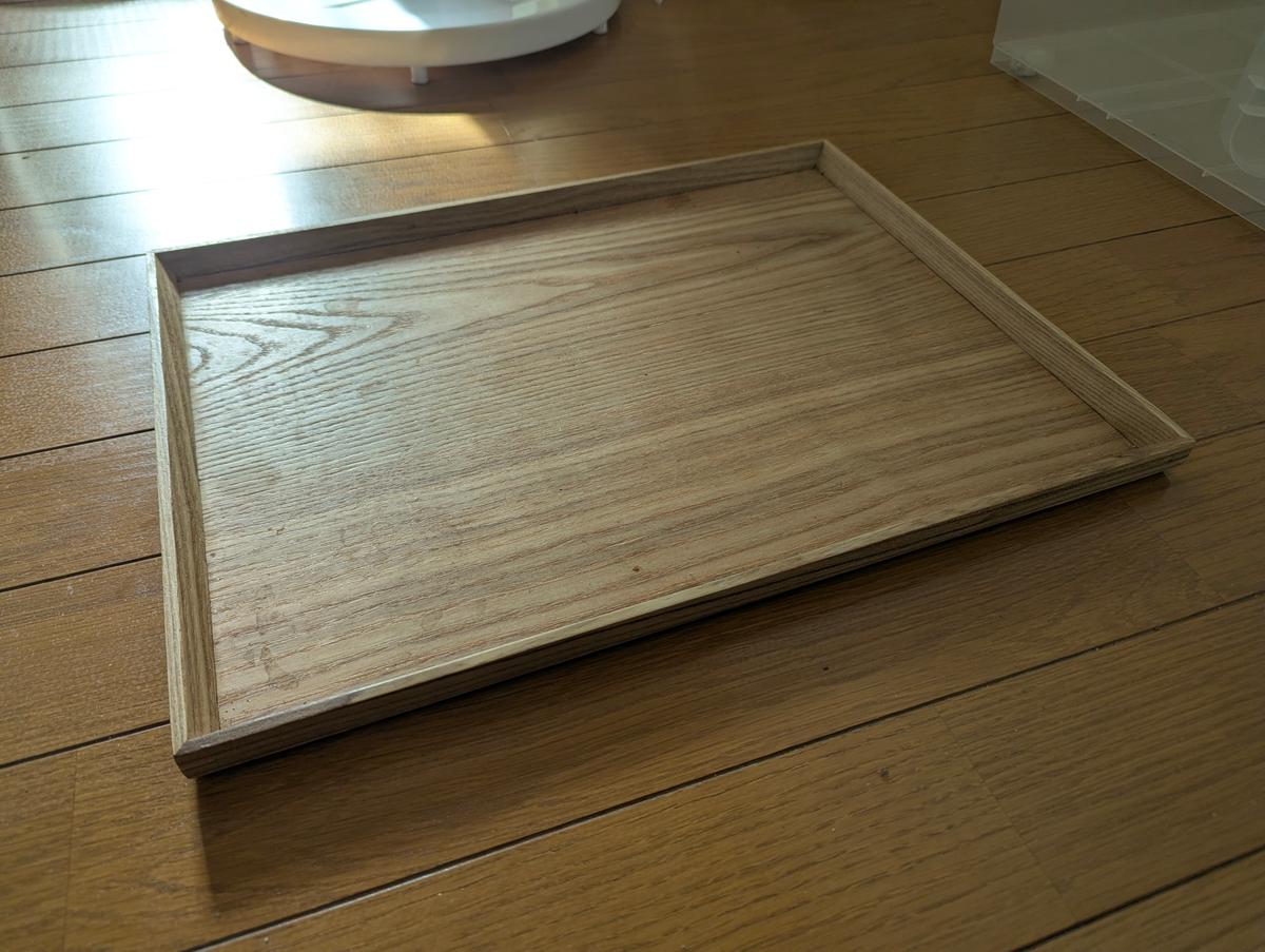 Anti-slip wooden serving tray